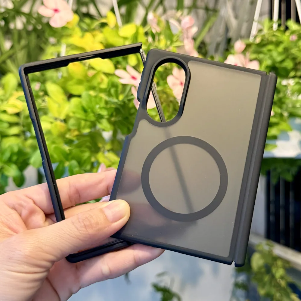 Ốp lưng Galaxy Z Fold8 Likgus nhám Offical