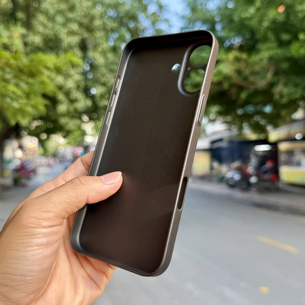 ốp Lưng Memumi Nhám Siêu Mỏng iPhone 16 Plus Chống Bám Vân Tay