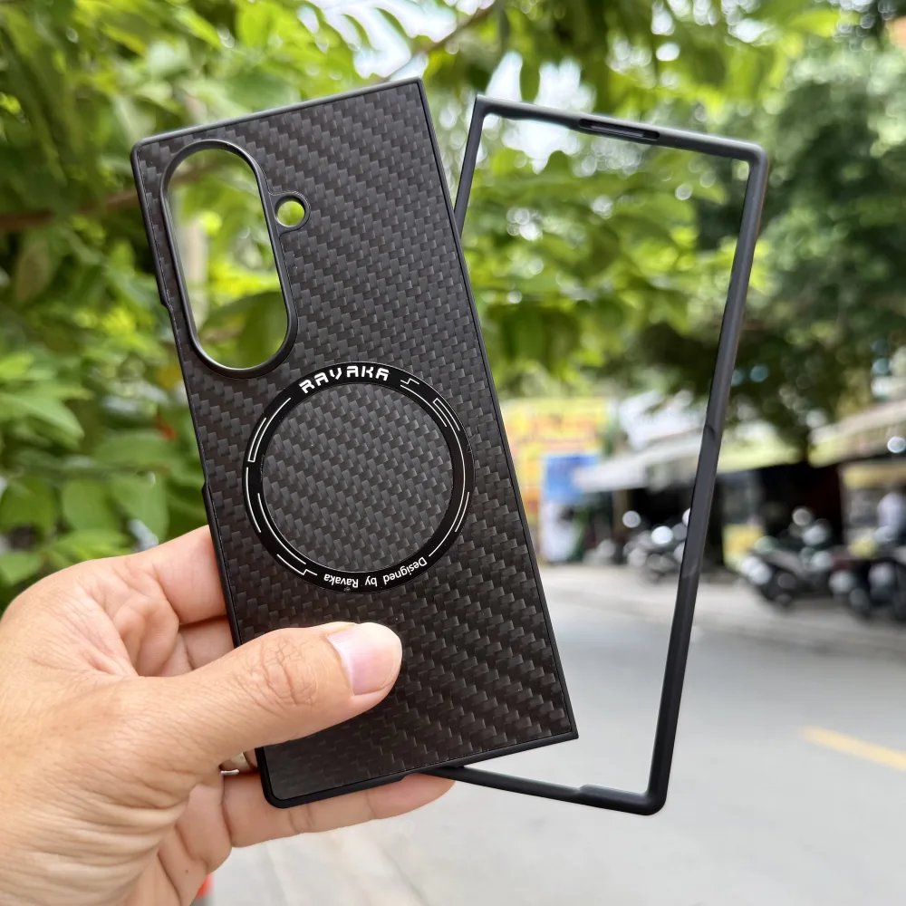 Ốp Lưng Ravaka MagSafe Vân Carbon Samsung Z Fold8 Ultra Giá Tốt