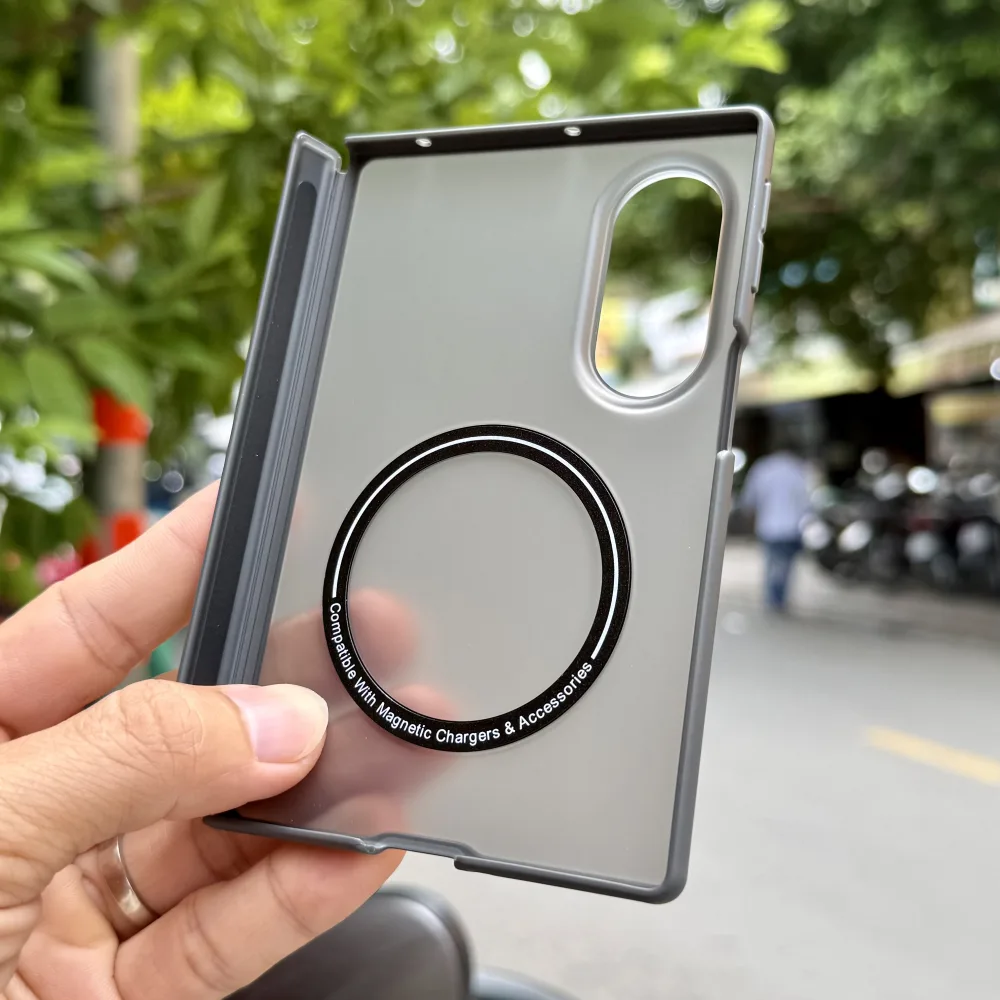 Ốp Lưng Samsung Z Fold8 Memumi Nhám Mờ Tích Hợp MagSafe Cao Cấp