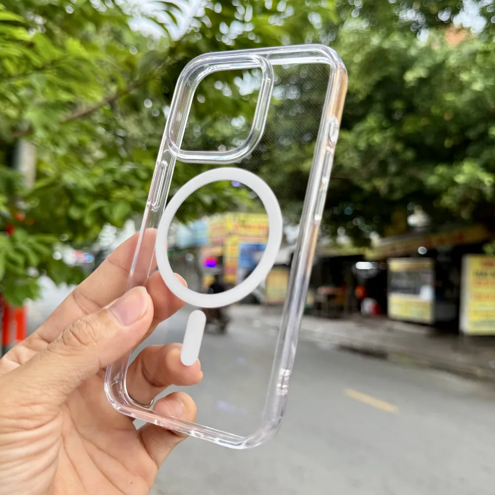Ốp lưng iPhone 15 Pro Likgus trong suốt Magsafe