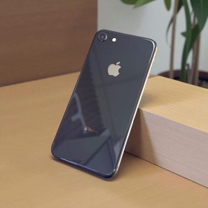 iPhone 8 64GB Cũ Like New Pin 100% Giá Tốt | Nam Long Mobile